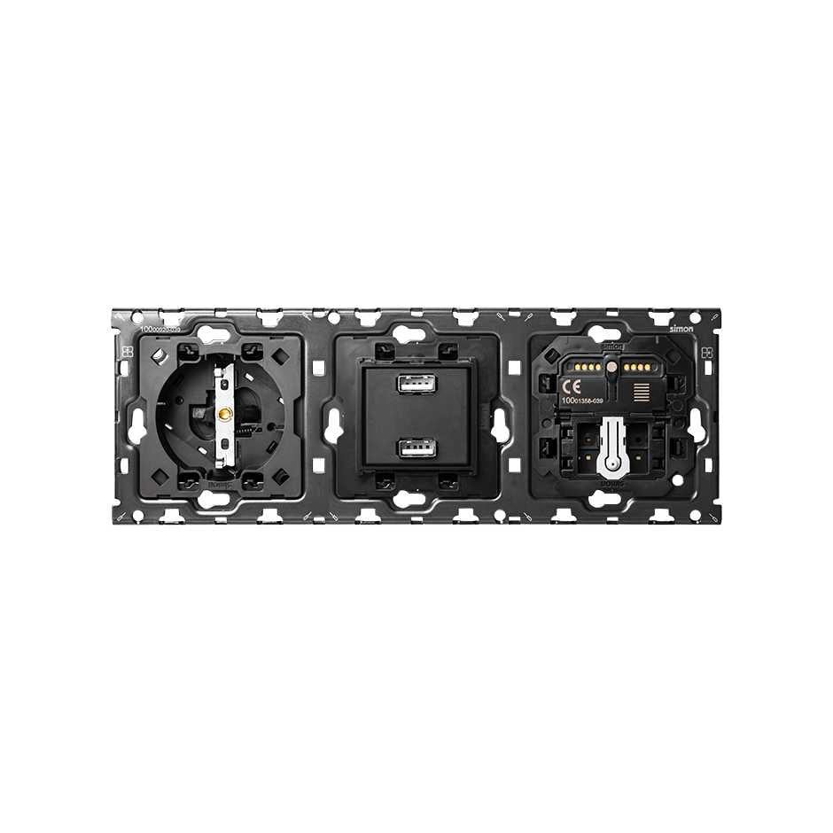 10010306-039 - Kit back para 3 elementos con 1 base enchufe schuko, 1 cargador 2xUSB 2.1A, 1 interruptor persianas y 1 conmutador pulsante Simon 100