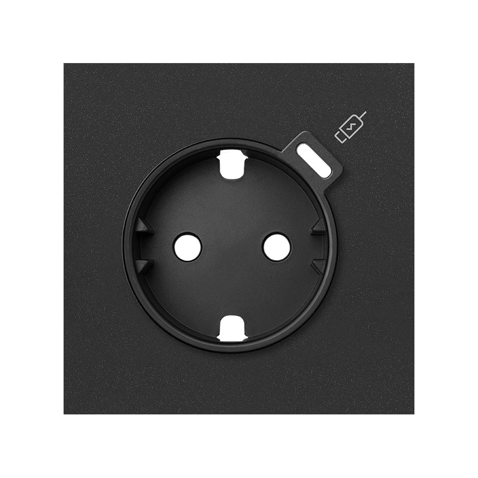 10020137-238 - Kit front para 1 elemento con 1 base schuko con cargador USB C negro mate Simon 100