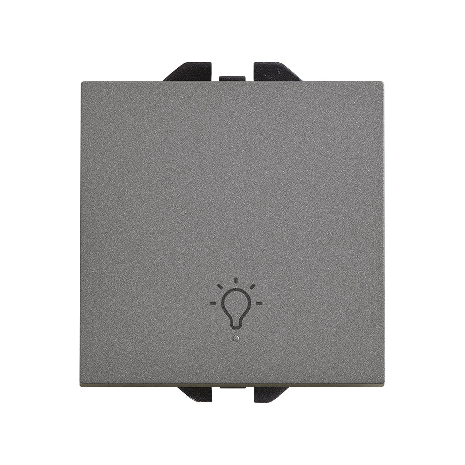 20000151-096 - Pulsador con grabado luz 10A 230V~ y sistema de embornamiento rápido titanio Simon 270
